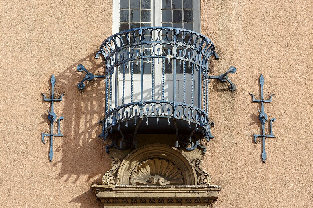 France, Meurthe et Moselle, Nancy, facade of a house and balcony\n