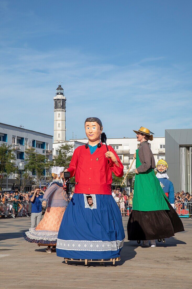 France, Pas de Calais, Calais, place d'armes, parade of the giants for the baptism of Francisco, new giant of Calais, Francisco surrounded by other giants\n