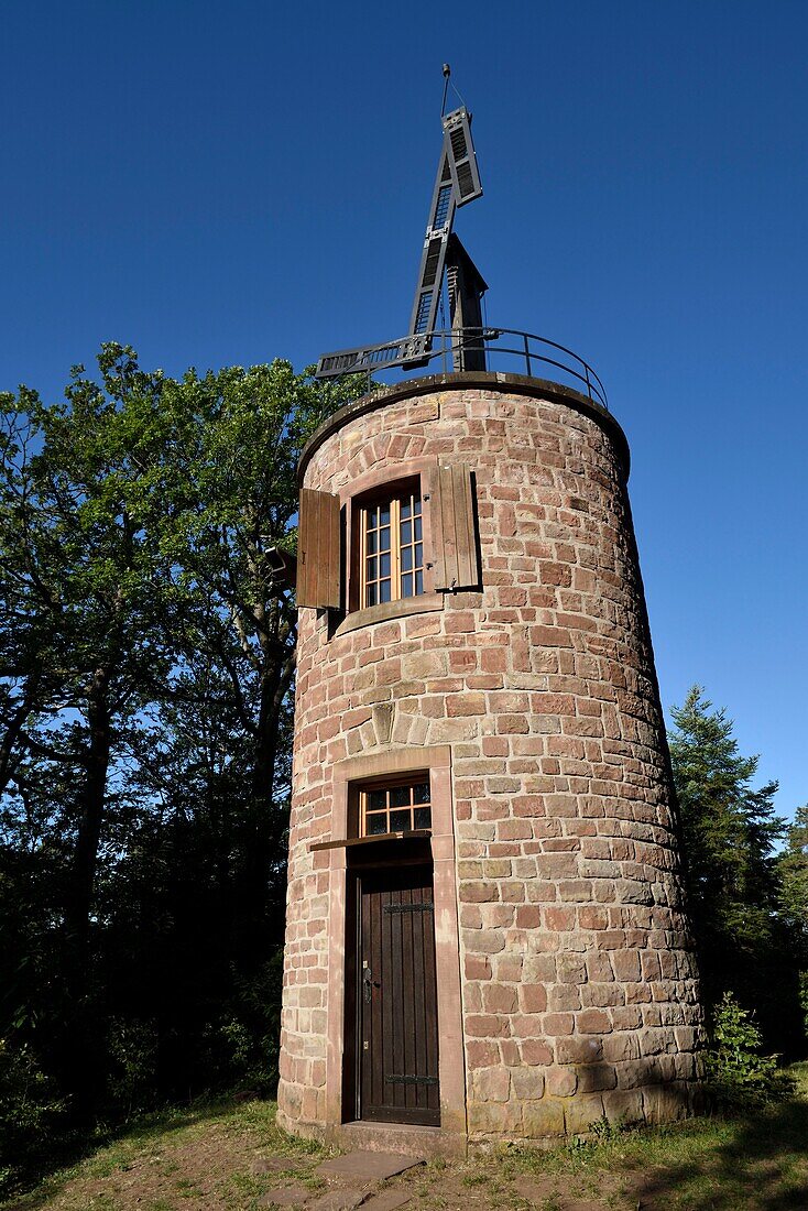 Frankreich, Bas Rhin, Saverne, in der Nähe des Schlosses Haut Barr, der Turm des ehemaligen Telegraphen Chappe, Station der Linie Paris-Straßburg von 1798 bis 185