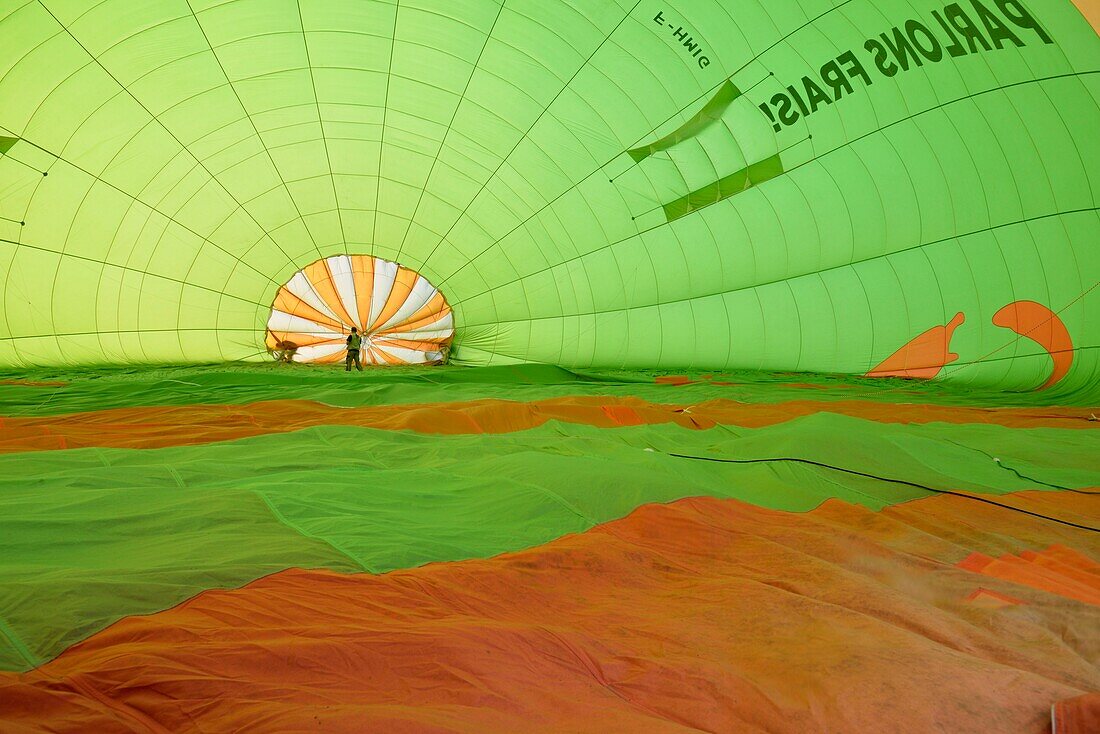 France, Nord, Bondues, airfield, inflating a balloon, Migratory Balloons 10000 m3, inside the balloon\n