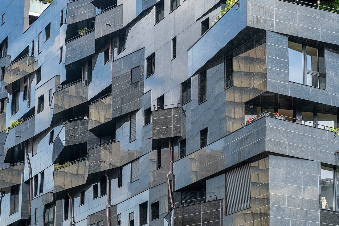 France, Paris, Paris Rive Gauche district, T8 - Le Nid building, office and housing complex by the architect Rudy Ricciotti\n