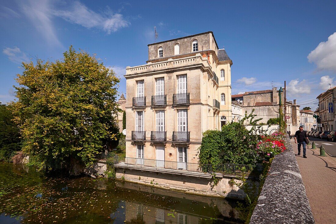 France, Charente Maritime, Jonzac, Downtown bridge spanning La Seugne\n