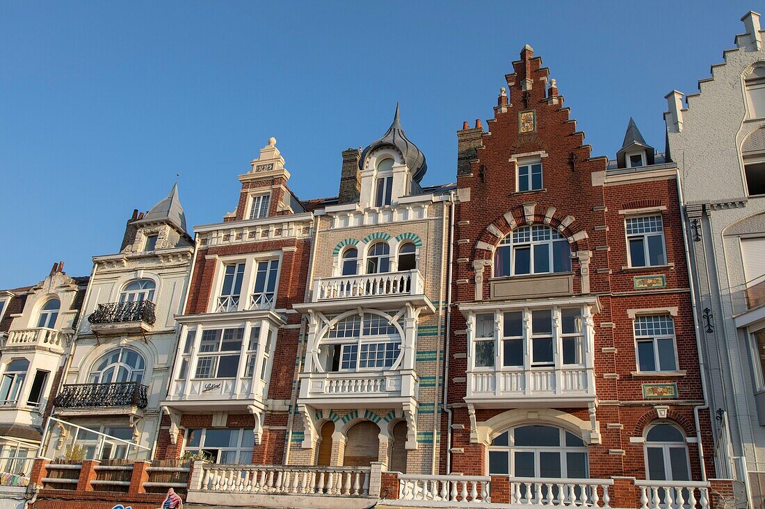 France, Nord, Malo les bains, facades of villas waterfront\n