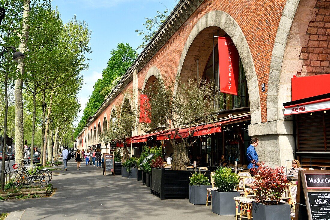 Frankreich, Paris, die Coulee Verte Rene-Dumont (ehemalige Promenade Plantee), an der Stelle einer alten Eisenbahnlinie