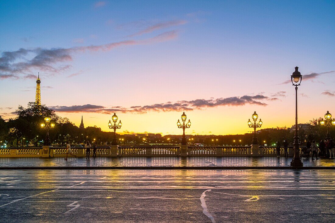 Frankreich, Paris, von der UNESCO zum Weltkulturerbe erklärtes Gebiet, Brücke Alexandre III