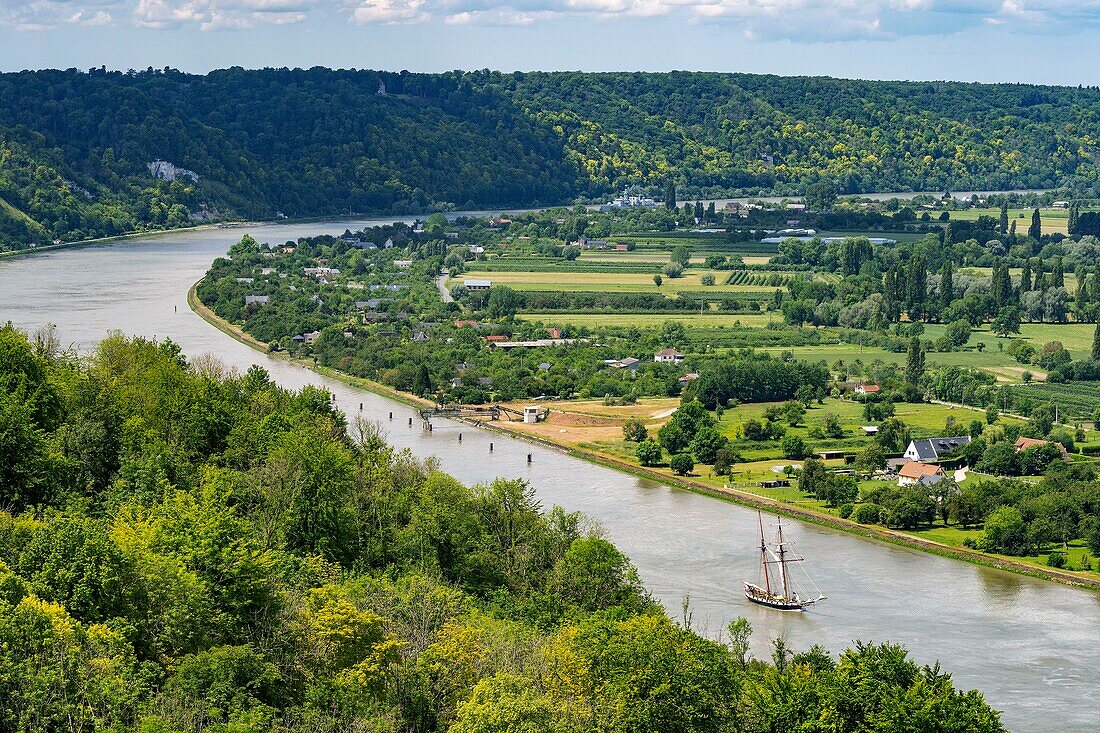 France, Seine Maritime, Jumiège, Armada of Rouen 2019, Recouvrance in the Jumiège loop\n