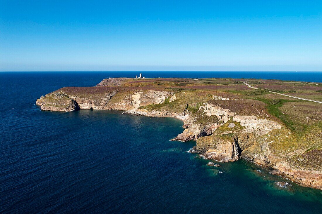 Frankreich, Cotes d'Armor, Cote d'Emeraude (Smaragdküste), Cap Frehel (Luftaufnahme)