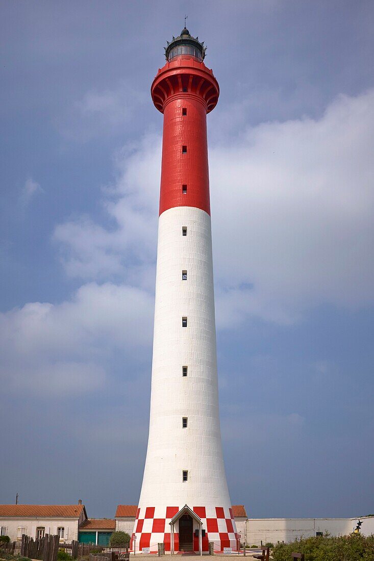 France, Charente Maritime, Pointe de la Coubre, La Tremblade, the La Coubre lighthouse\n