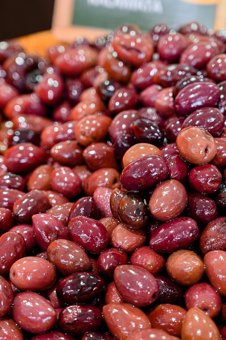 France, Alpes-Maritimes , Cannes, black olives at Forville market\n