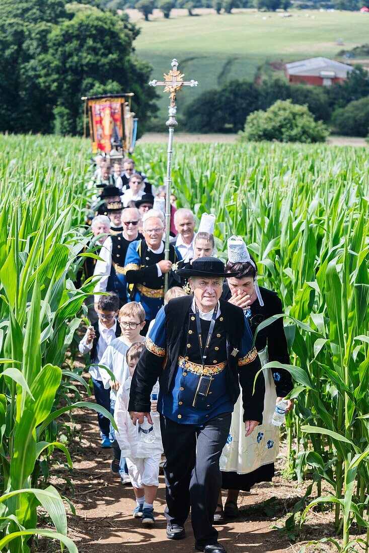 Frankreich, Finistere, Locronan, Riesige Tromenie in Locronan, einem der schönsten französischen Dörfer