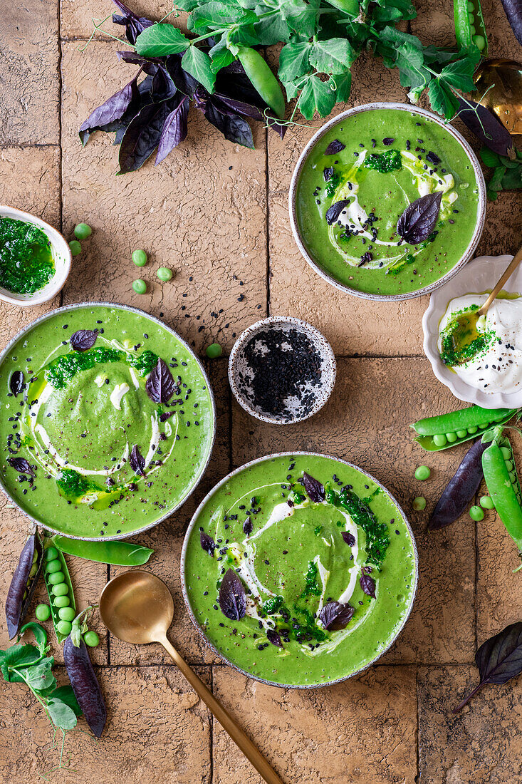 Grüne Erbsen-Brokkoli-Suppe