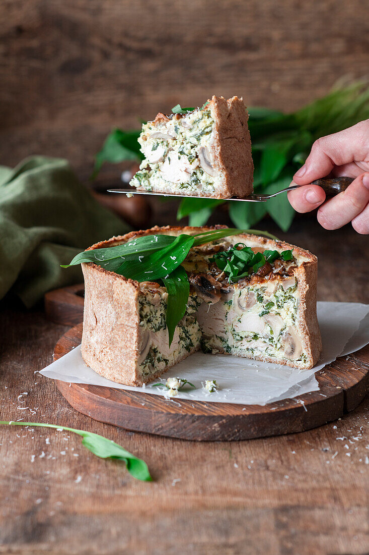 Wild garlic chicken pie