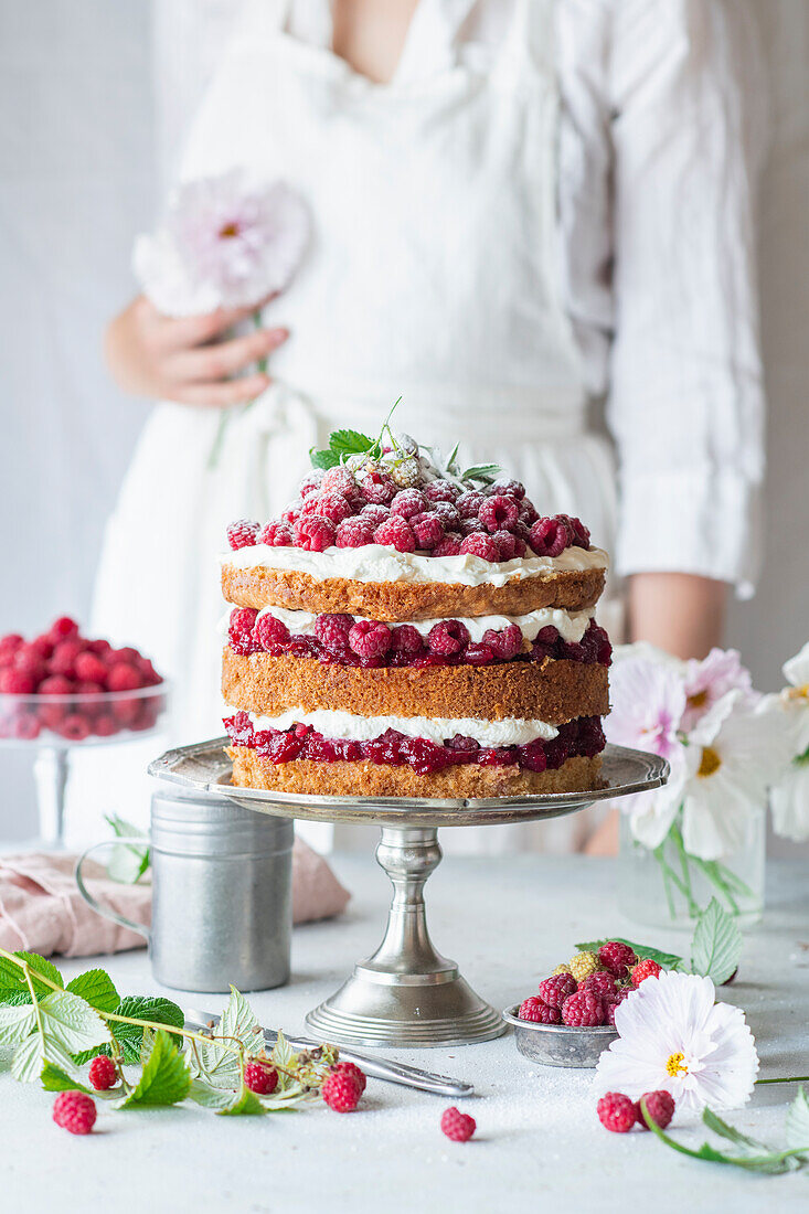 Raspberry layer cake