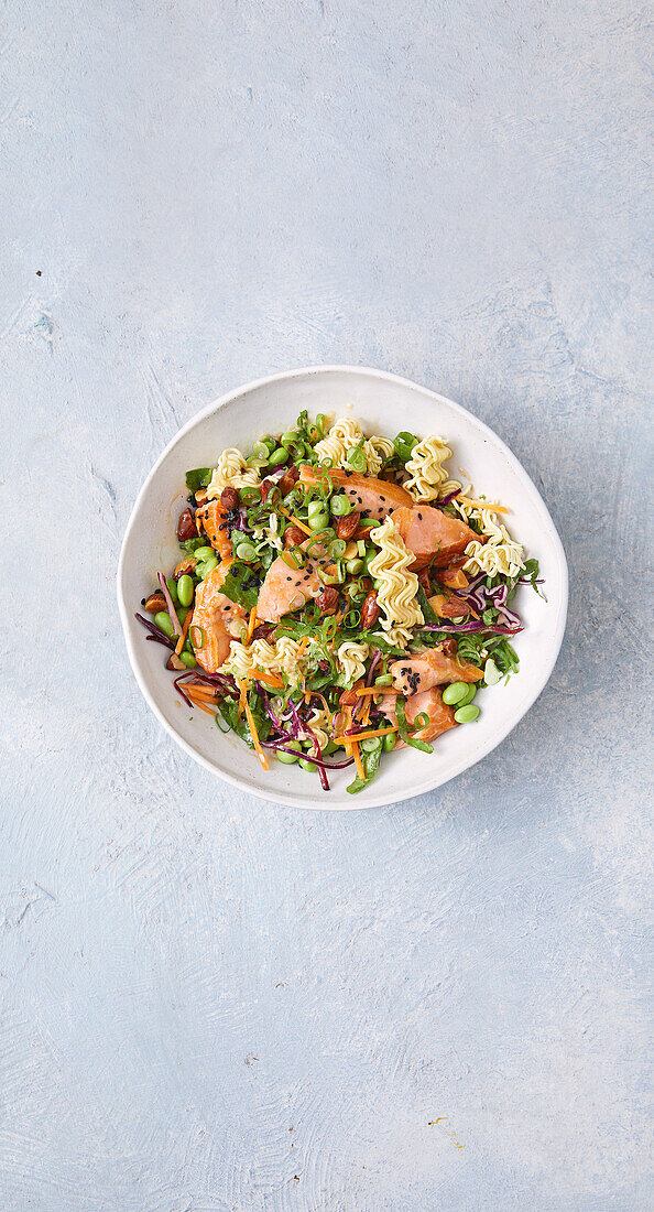 Crispy ramen noodle salad with salmon