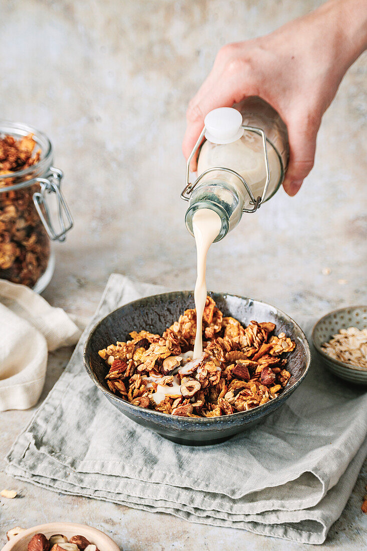 Granola ohne Zucker (Knuspermüsli)