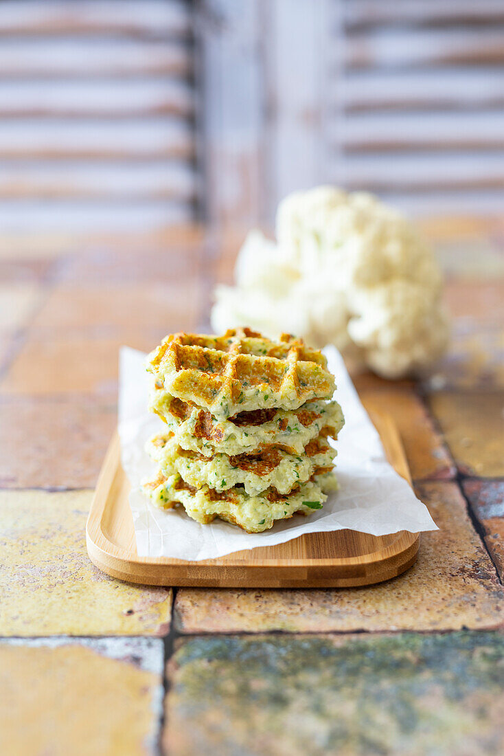 Cauliflower and cheese waffles (vegetarian, low carb)