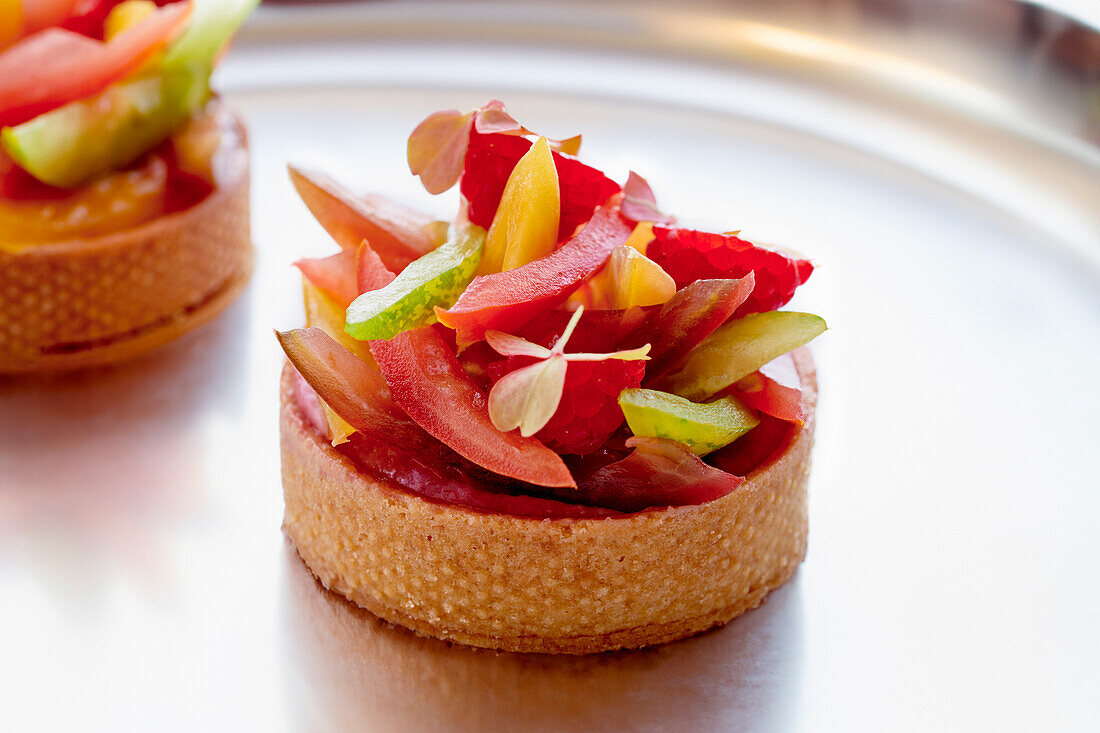 Tomato and raspberry tartlet