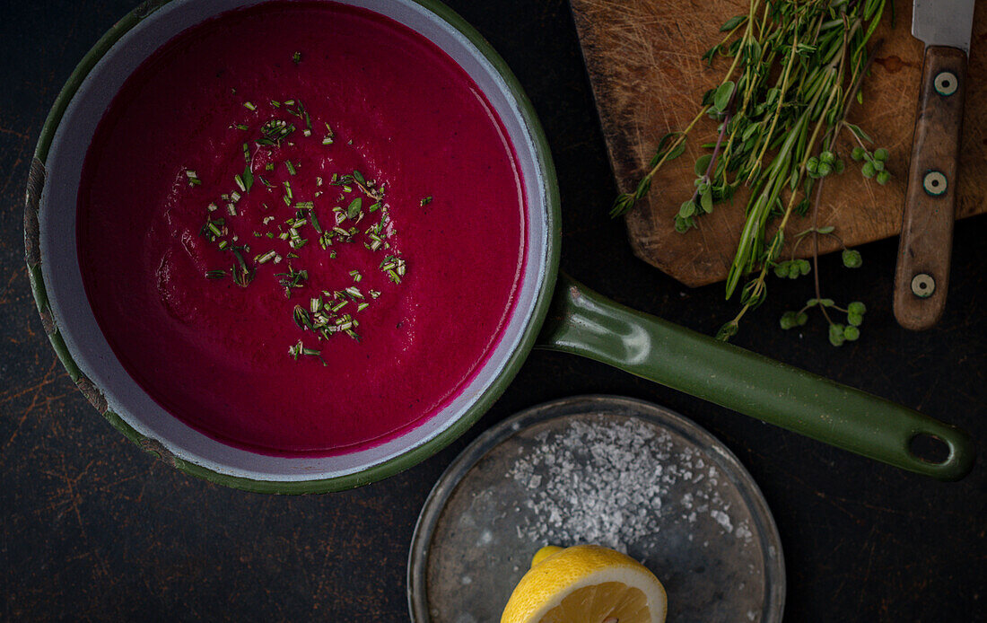 Ayurvedische Rote-Bete-Cremesuppe