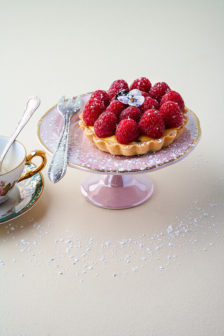 Raspberry tarlet