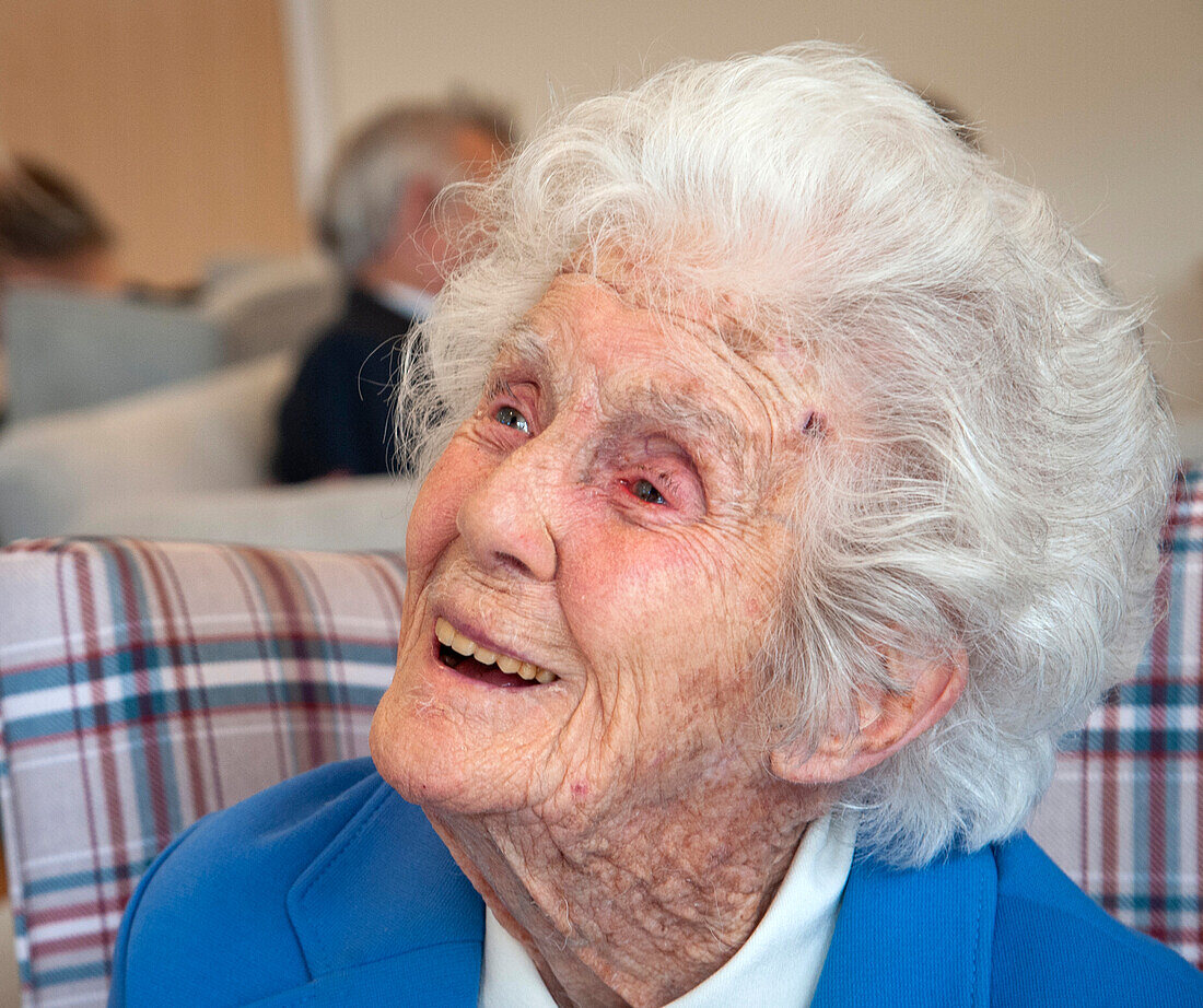 Joan Willet, centenarian fundraiser