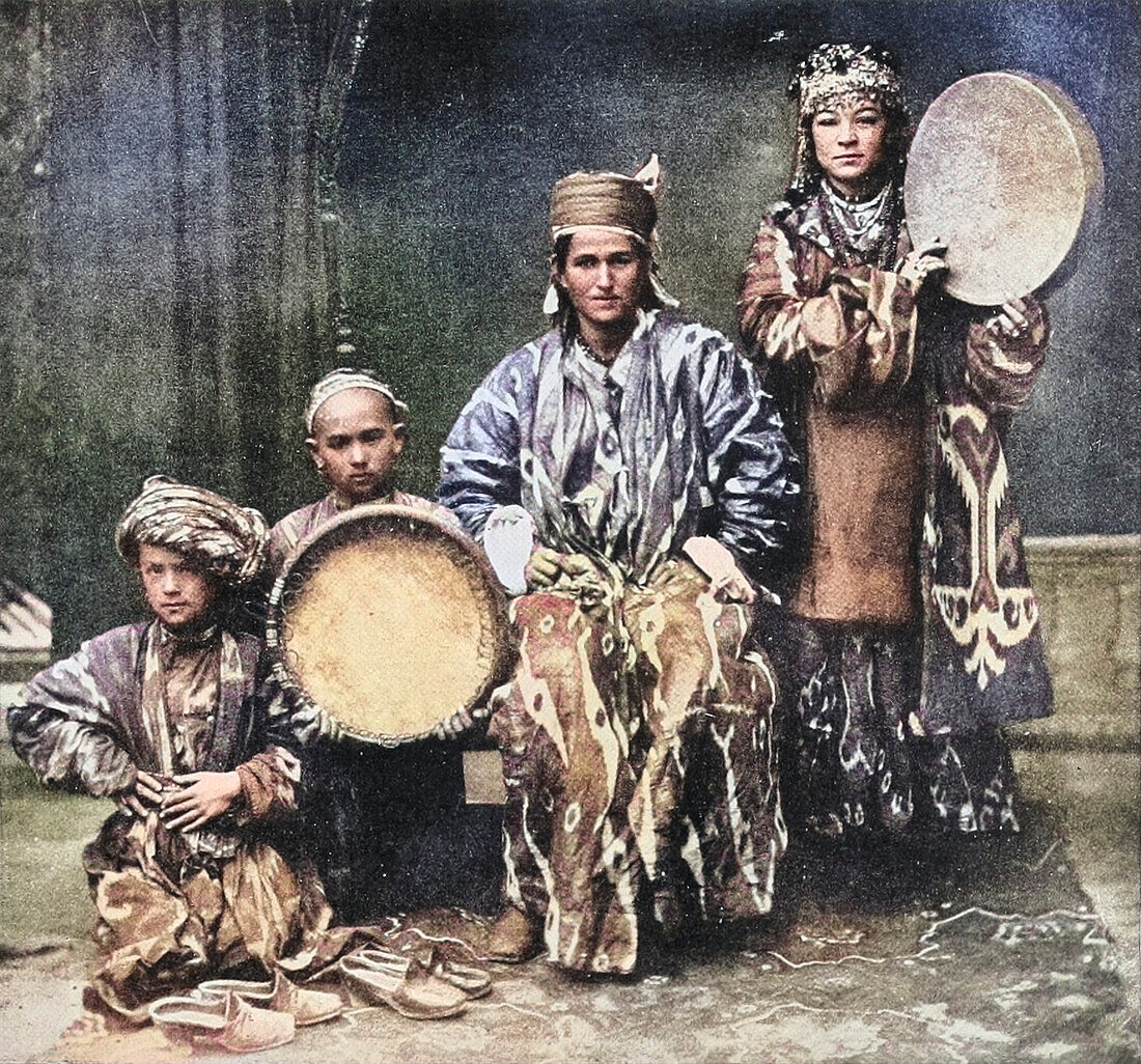 Turkoman women and children
