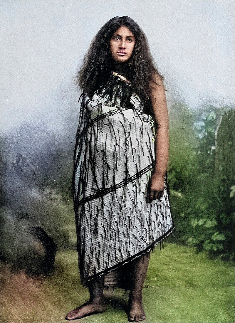 Maori girl with matting dress