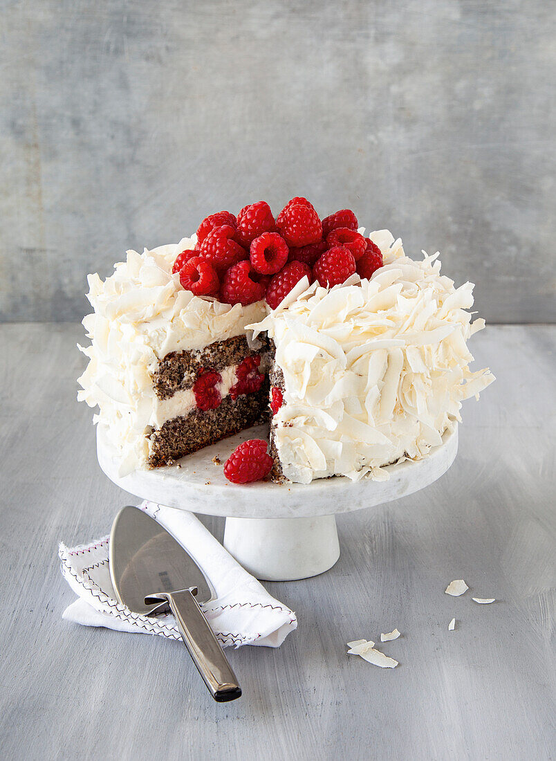 Poppy seed raspberry cake with coconut cream