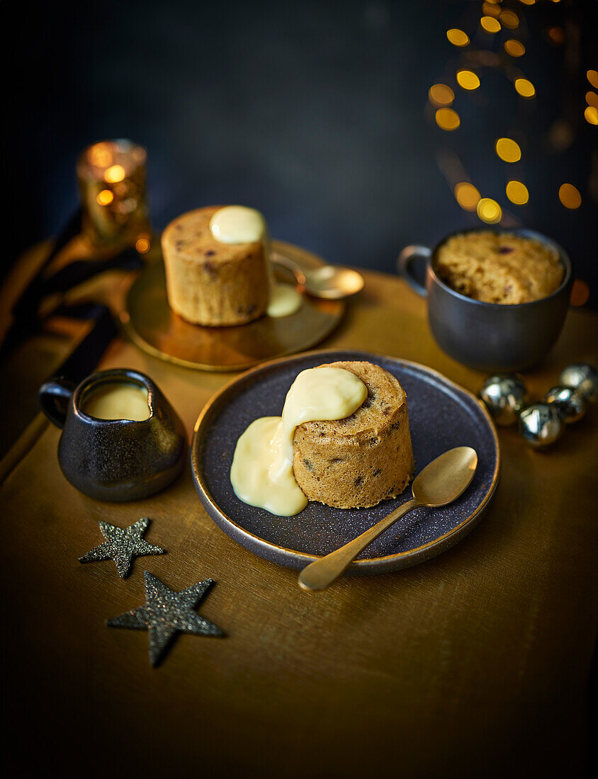 Christmas mug cake from the microwave