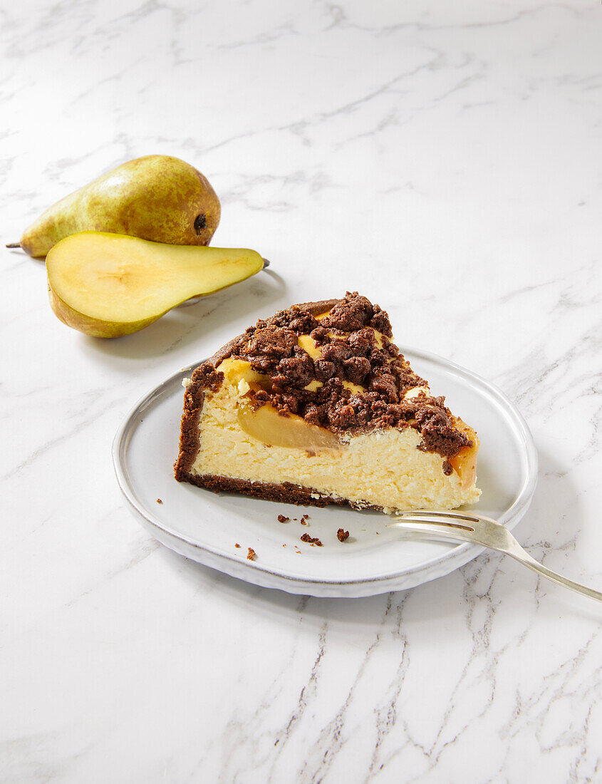 Zupfkuchen mit pochierten Birnen