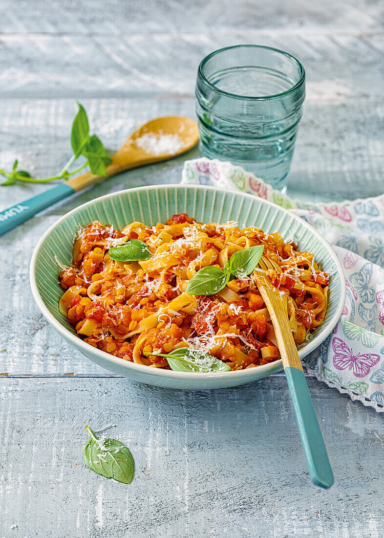 Vegetarian bolognese with lentils