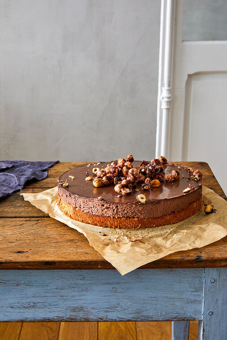 Chocolate nut cake