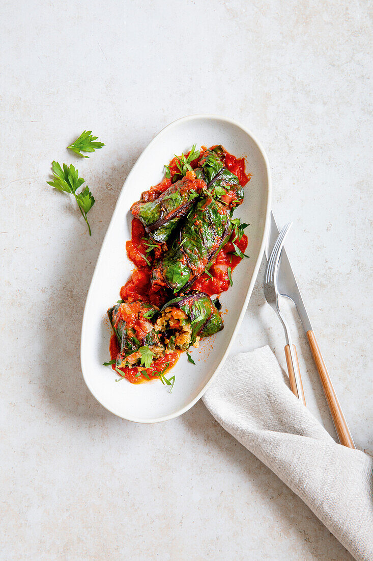 Vegetarische Mangoldpäckchen mit Grünkern