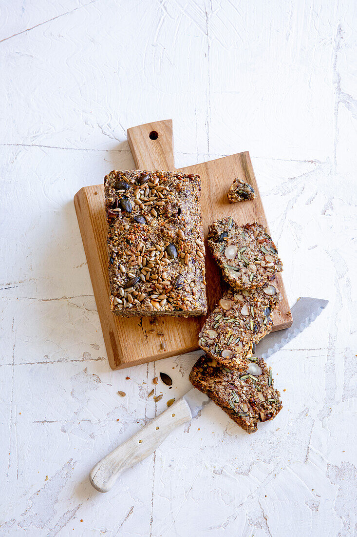 Seeded bread with oats