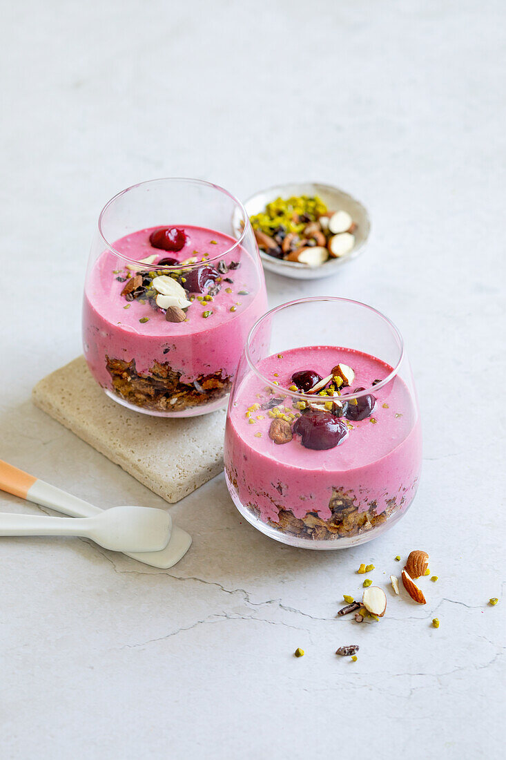 Soya flake muesli with cherries