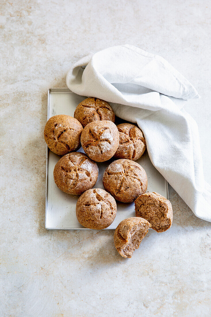 Spelt skyr rolls