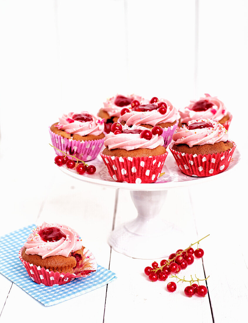 Muffins mit Johannisbeer-Topping