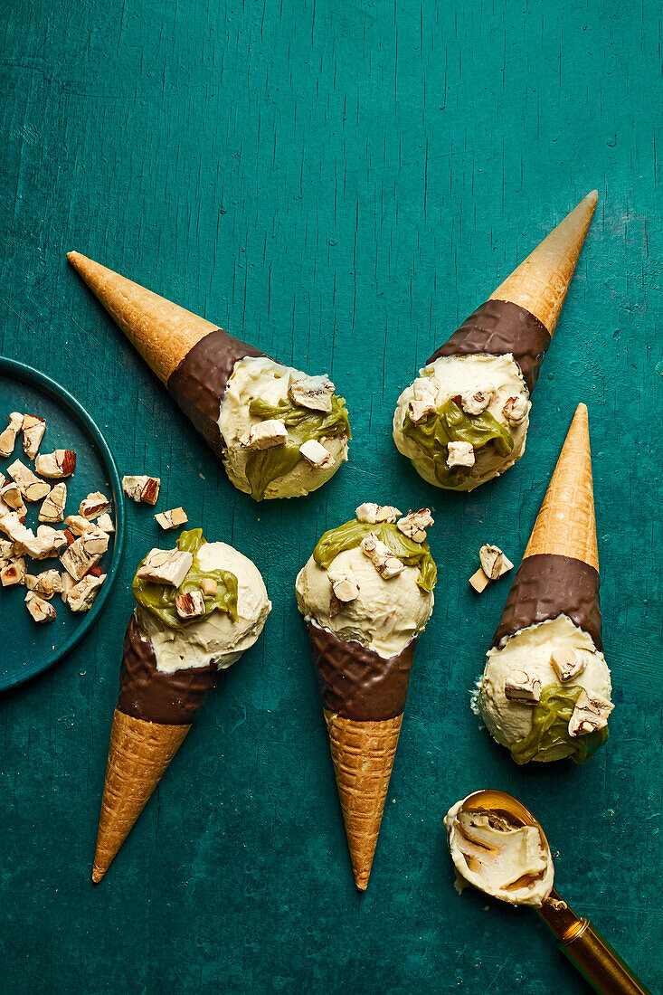 Nougat and pistachio ice cream