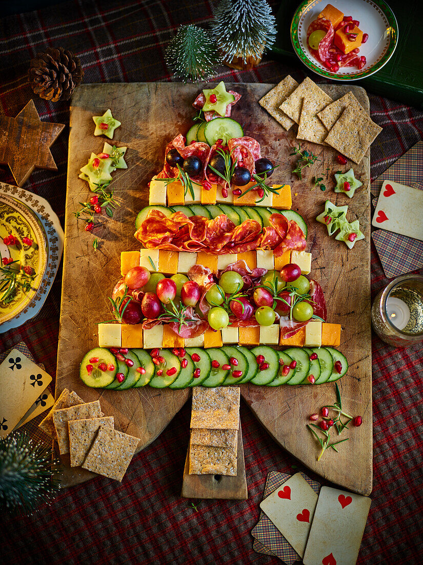 Cheese board in the shape of a Christmas tree