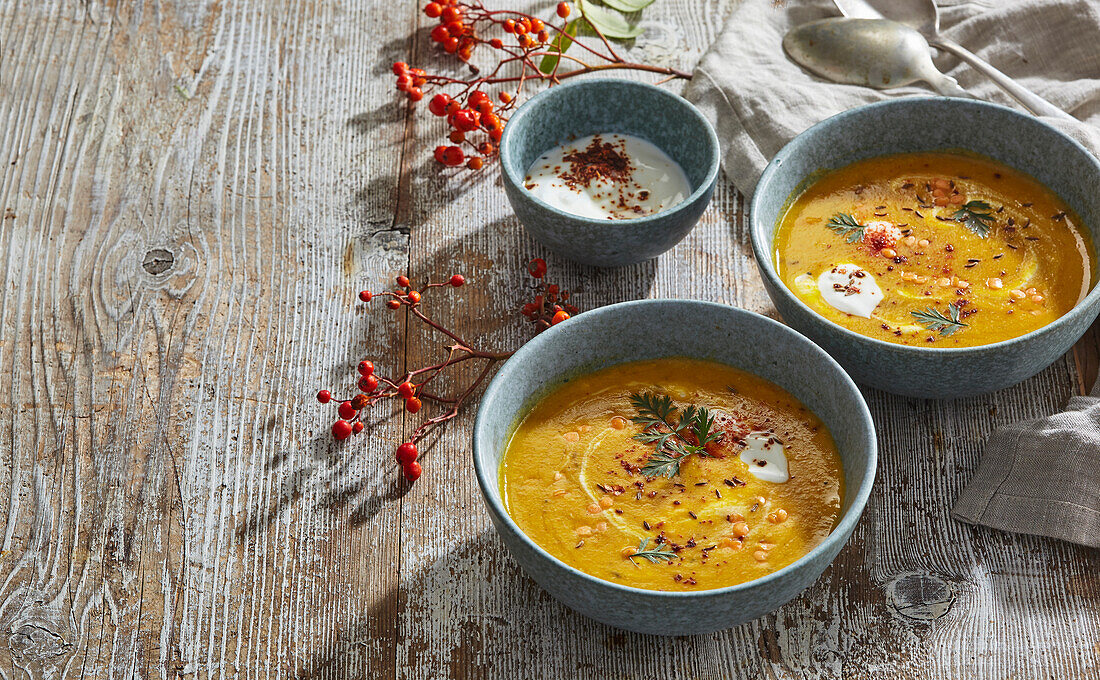 Spicy carrot soup with red lentils