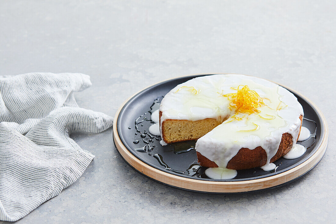 Zitronen-Buttermilch-Kuchen ohne Mehl
