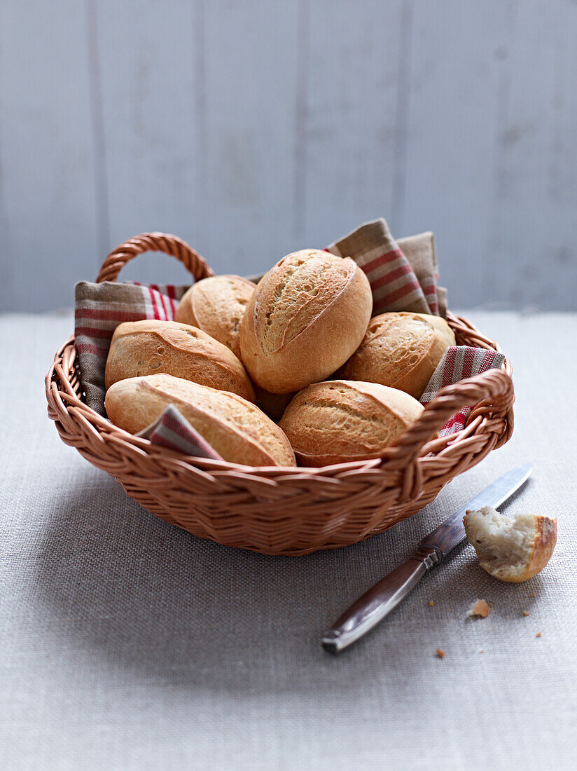 Buns in bread basket