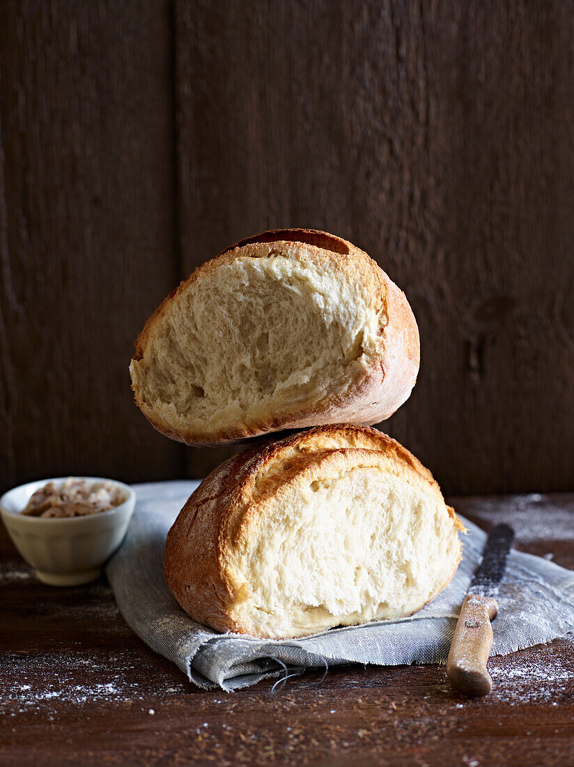 Two loaves of light-coloured bread