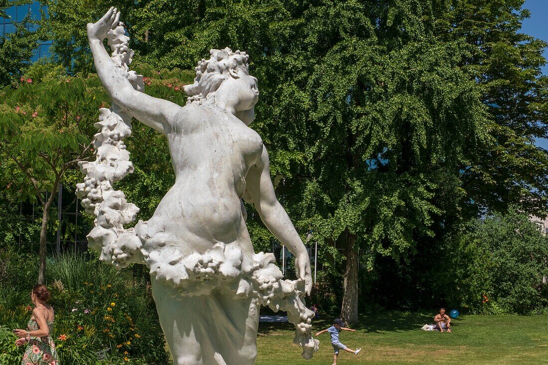 France,Hauts de Seine,Levallois Perret,Planchette park