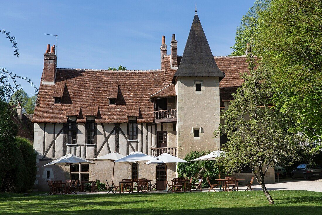 France,Indre et Loire,Loire valley listed as World Heritage by UNESCO,Amboise,the inn of the priory at the castle of Clos Lucé in Amboise