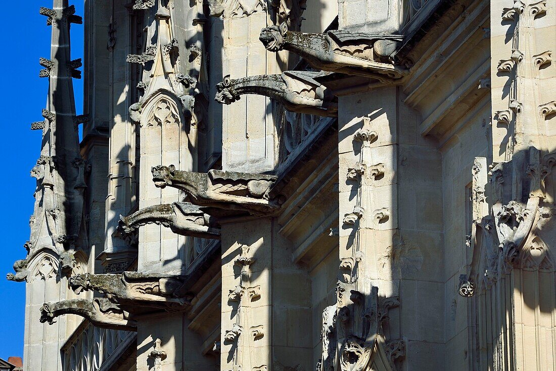 Frankreich,Seine Maritime,Rouen,das Palais de Justice (Gerichtsgebäude), das einst der Sitz des Parlement (französisches Gericht) der Normandie war und eine ziemlich einzigartige Errungenschaft gotischer Zivilarchitektur aus dem späten Mittelalter in Frankreich ist,Fassade in der rue aux Juifs