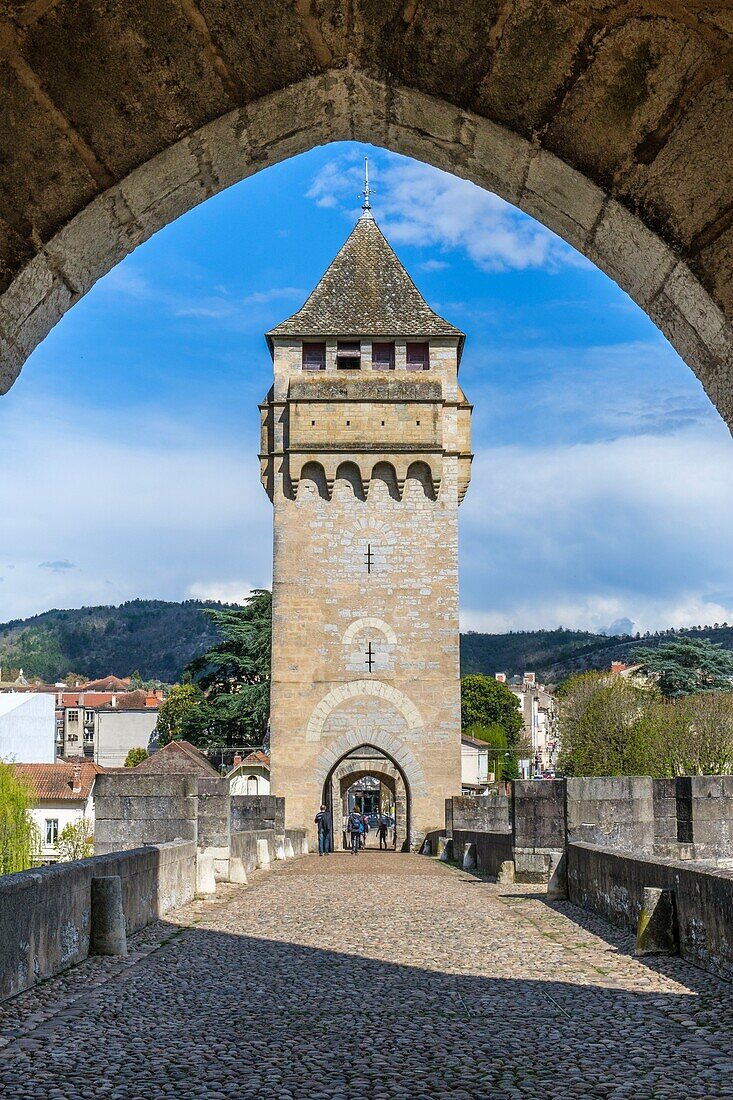 Frankreich,Lot,Quercy,Cahors,Die Valentre-Brücke über den Lot, aus dem 14. Jahrhundert, von der UNESCO zum Weltkulturerbe erklärt