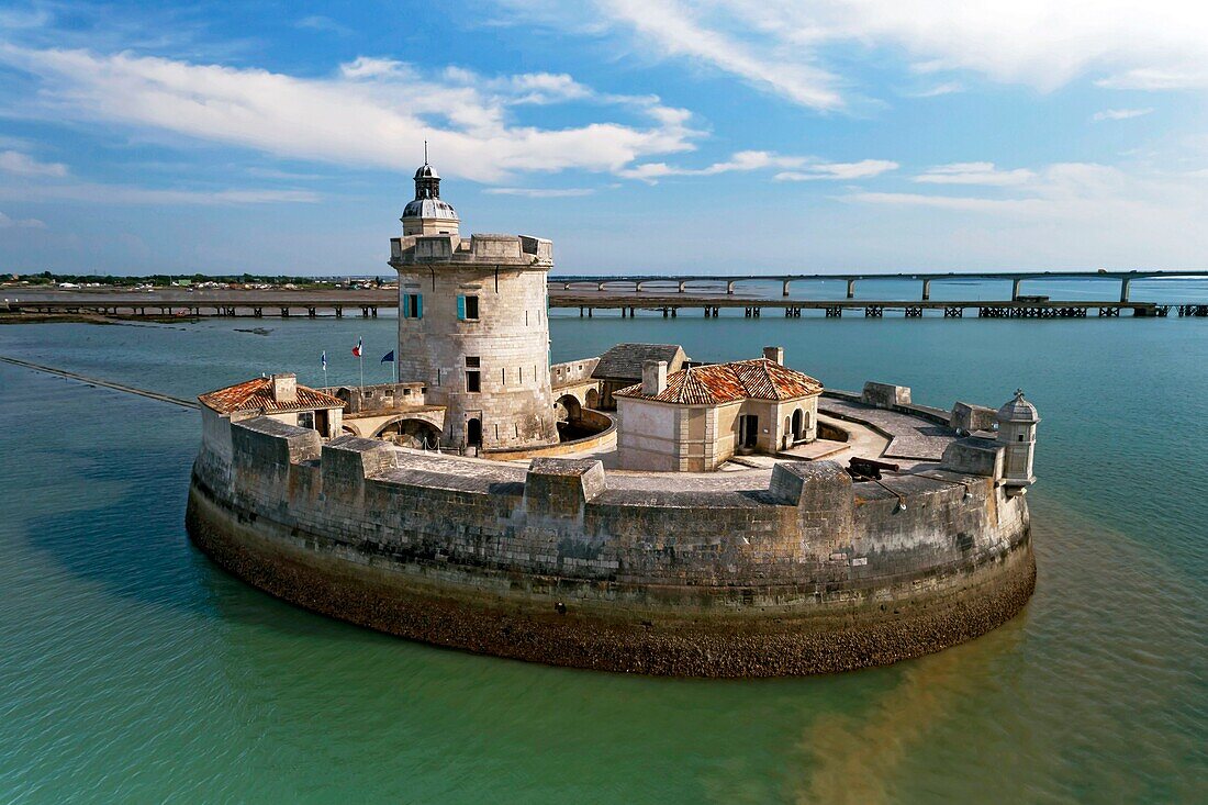 France,Charente-Maritime,Bourcefranc-le-Chapus,Fort Louvois,the construction of Fort Louvois or fort Chapus was conducted from 1691 to 1694 according to the principles of military architecture redefined by Vauban (aerial view) (aerial view)