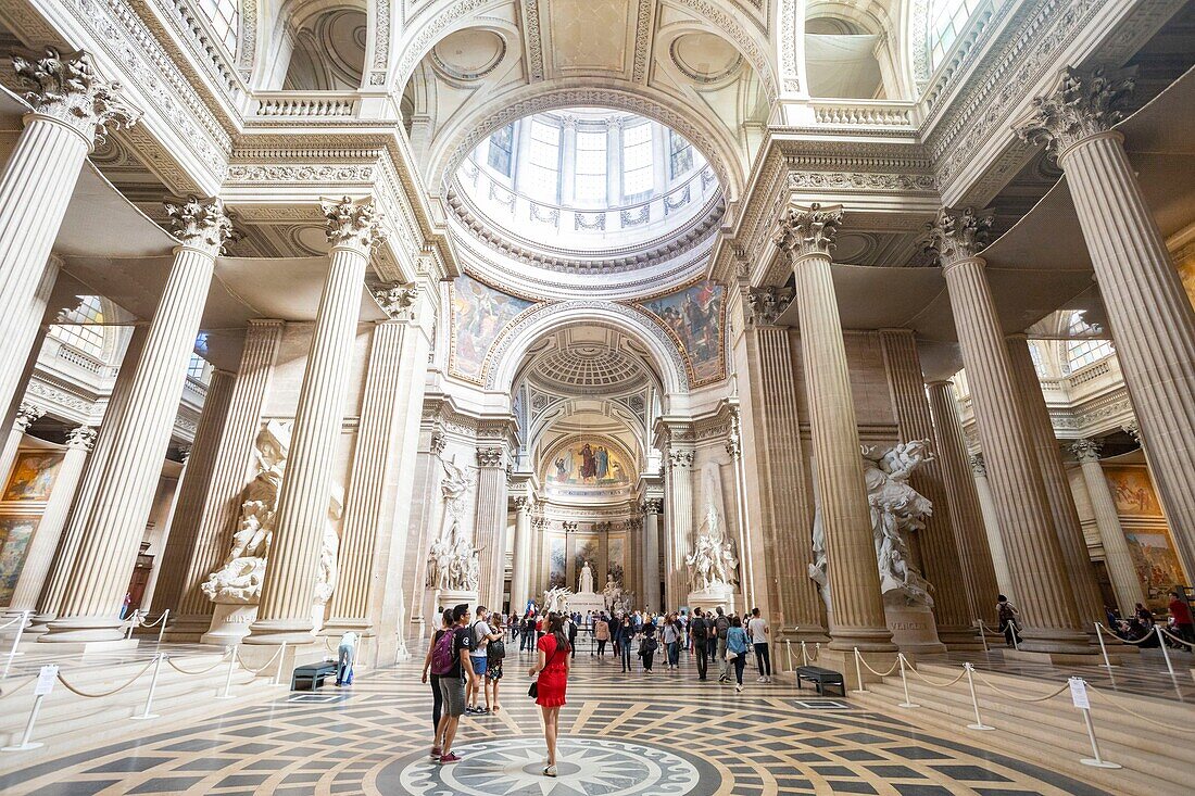 France,Paris,Latin Quarter,Pantheon (1790) neoclassical style,building in the shape of a Greek cross built by Jacques Germain Soufflot and Jean Baptiste Rondelet