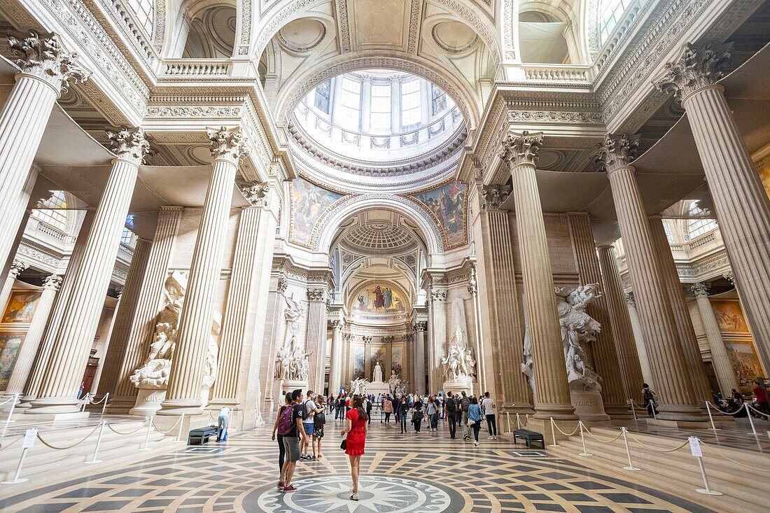 Frankreich,Paris,Quartier Latin,Pantheon (1790), neoklassizistisches Gebäude in Form eines griechischen Kreuzes, erbaut von Jacques Germain Soufflot und Jean Baptiste Rondelet