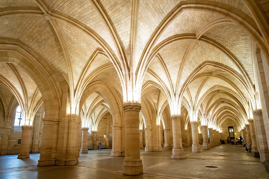 France,Paris,area listed as World Heritage by UNESCO,Ile de la Cite,the Conciergerie in the Palais de Justice,the Salle des gens d'armes
